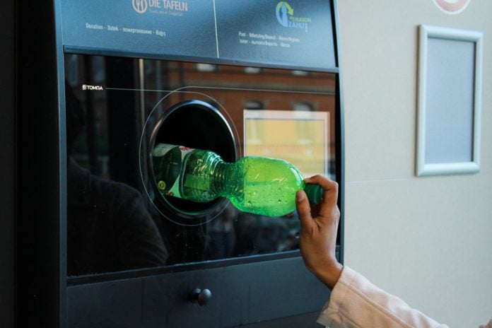 Guvernul a adoptat tarifele de administrare și gestionare a ambalajelor SGR